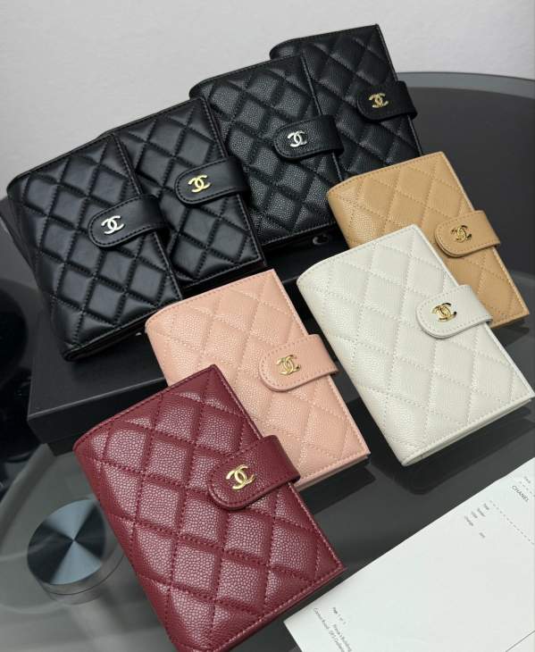 Picture of Chanel Wallets _SKUfw239887814fw